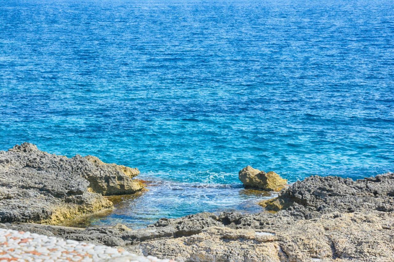 아우구스타 La Casa In Riva Al Mare 빌라 외부 사진