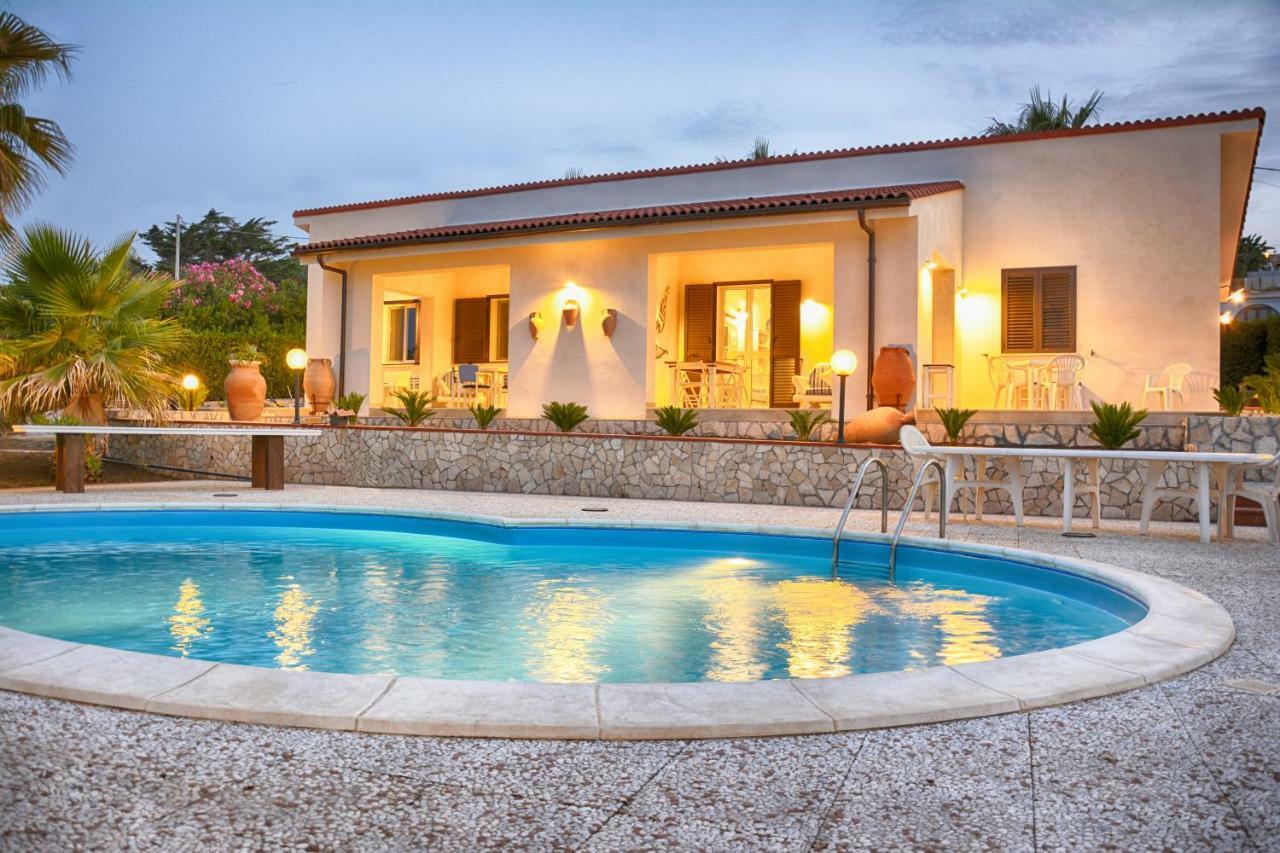 아우구스타 La Casa In Riva Al Mare 빌라 외부 사진